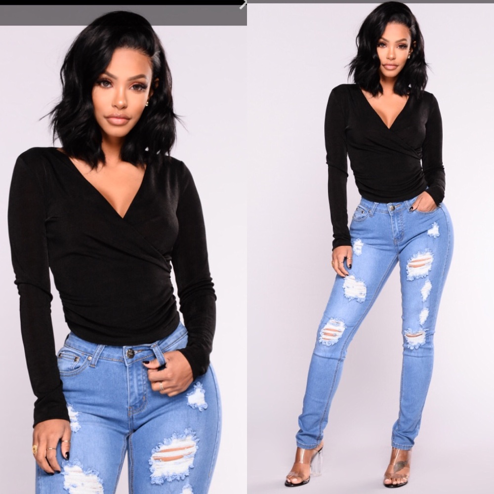 Fashion Nova love letter surprise top black Small